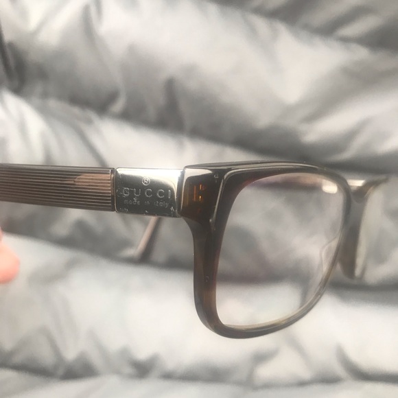 Gucci Glasses - Picture 4 of 4